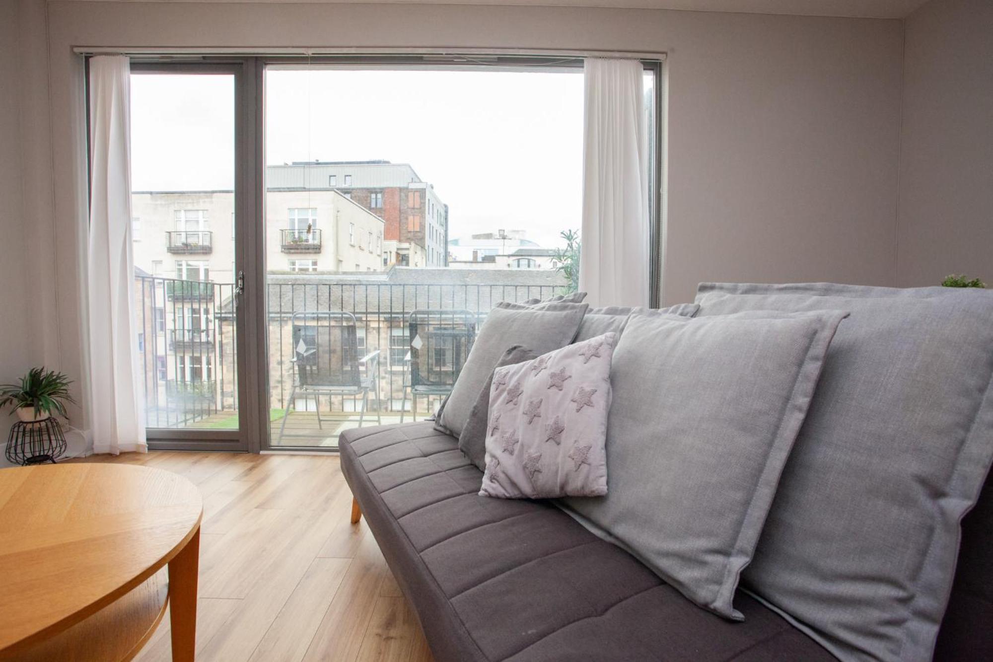 1 Bedroom Flat In The Heart Of Merchant City Glasgow Ngoại thất bức ảnh